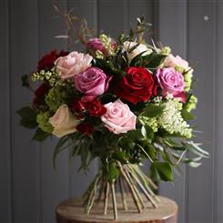 Simply Everything mixed roses